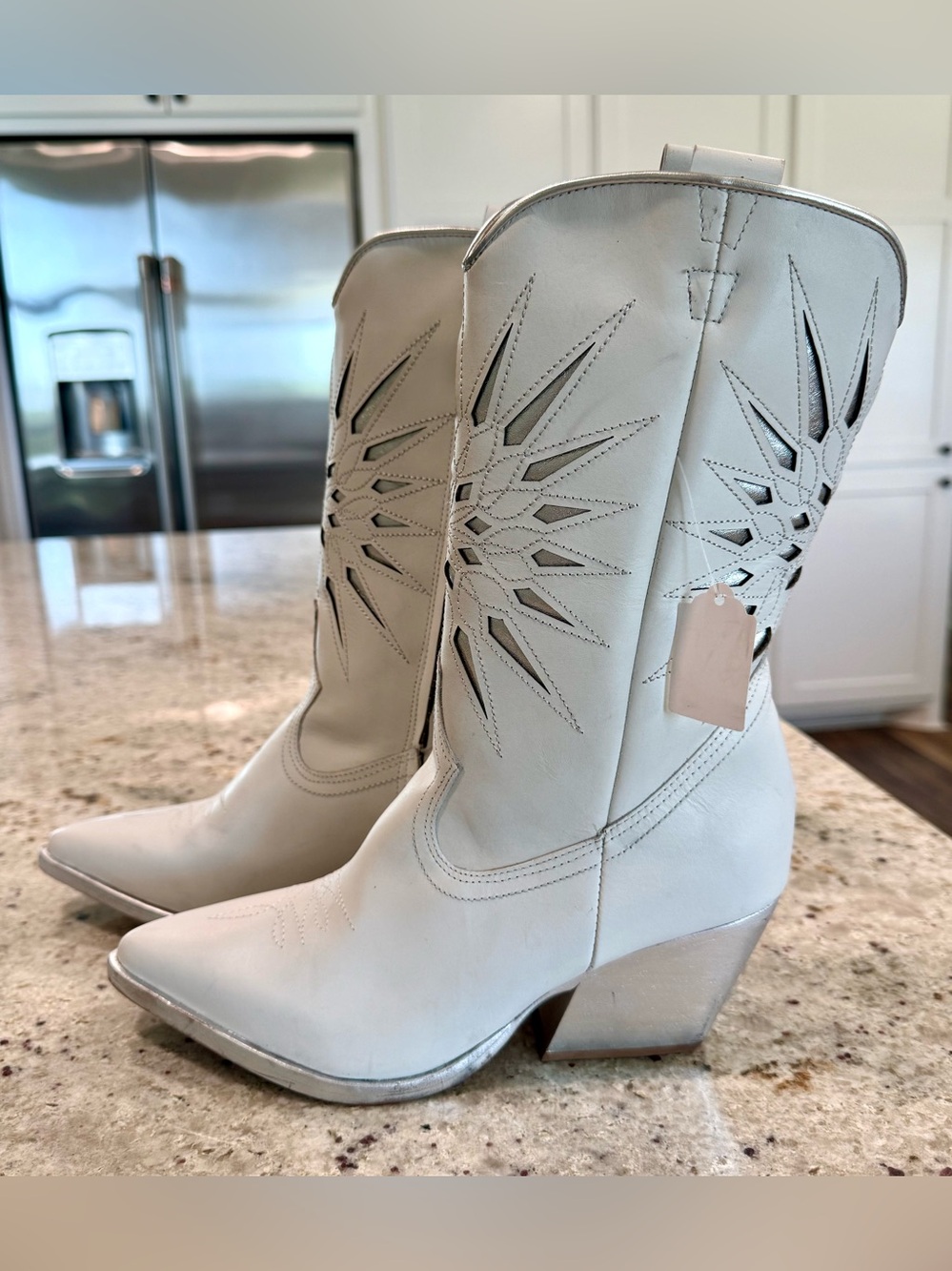 Stunning Golo Sunburst  White & Silver Leather Cowboy Boots